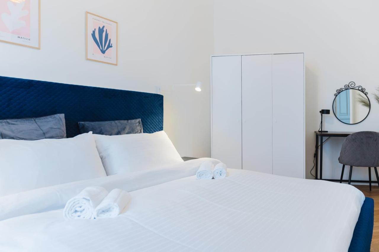 Apartment Brand Cozy