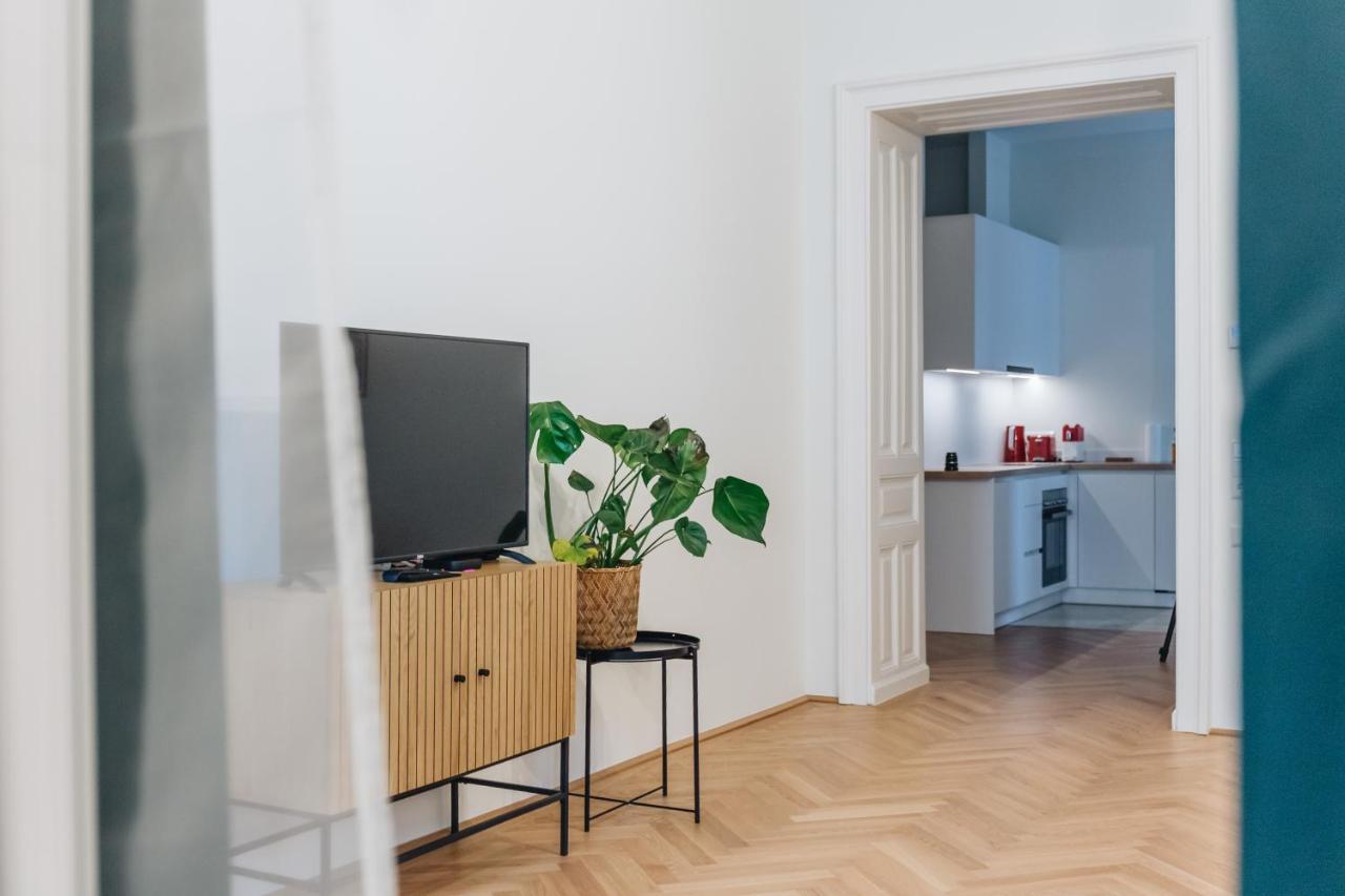 Brand Cozy Apartment